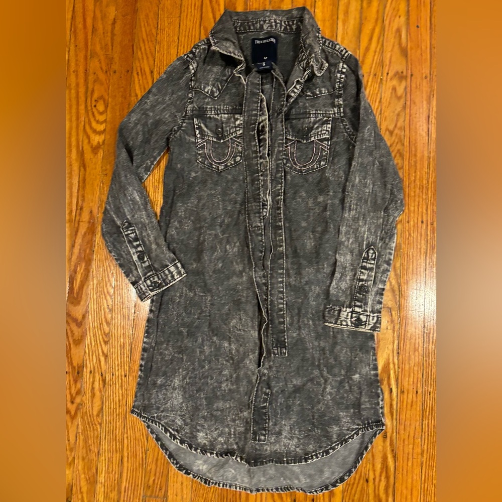 True Religion black/gray acid/stone wash denim shirt dress size small 7/8